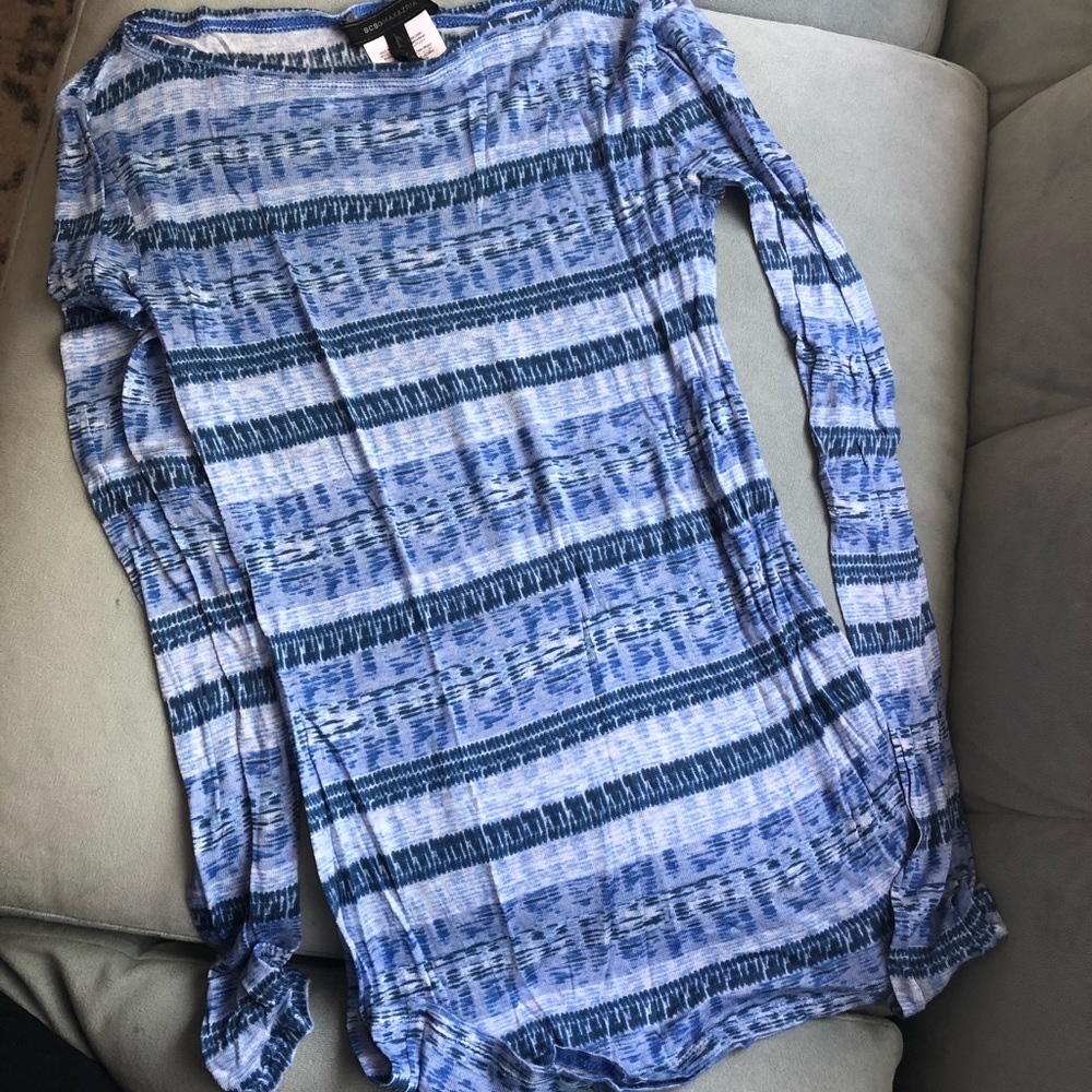 BCBG Maxazria Long Sleeve Top